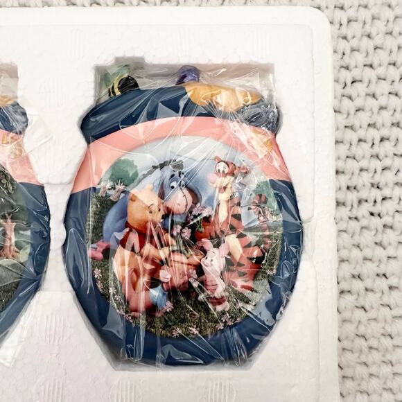 Bradford Pooh’s Honeypot Adventures Ornament Set Sweet Pursuits Mothers Day New - Picture 5 of 5